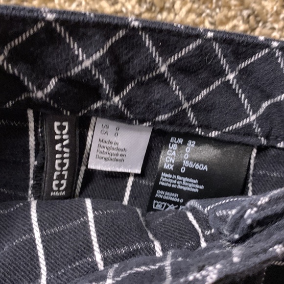 plaid skirt - Picture 4 of 4